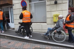 Parcours de vie en fauteuil roulant au Mont Dore