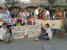 Rassemblement Vitrolles Robin RICHARD 8 AOUT 2013 (800x600).jpg