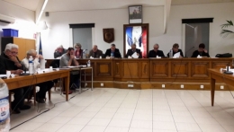 conseil municipal du 10 novembre voeu sur la Poste.jpg