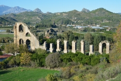 L'aqueduc d'Aspendos