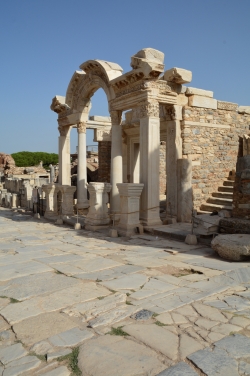Le Temple d'Hadrien