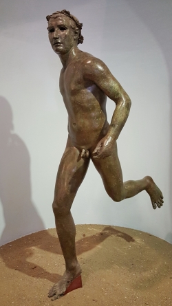 Le "courreur" de Kyme, bronze