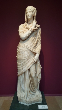 Statue de Cornelia Antonia