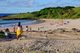 anakena ahu nau nau_01.JPG