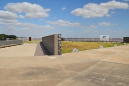 parque memoria buenos aires 02.JPG