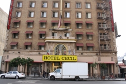 T2 : Une mort impensable au Cecil Hotel