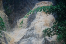 flash flood 1 Web.JPG