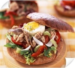 _250pan-bagnat.jpg