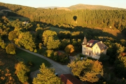 vue_aerienne-chateau.jpg