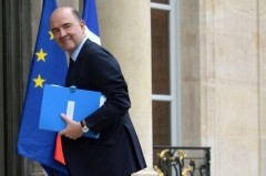 593452_pierre-moscovici-le-6-mai-2013-a-l-elysee-a-paris.jpg