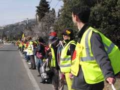 chaine humaine 6 - piolenc - 110312.jpg