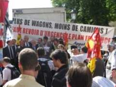 plusdewagons-moinsdecamions.jpg