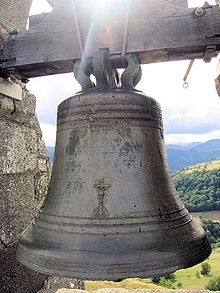 220px-Cloche_Saint-Antoine_Murat.JPG