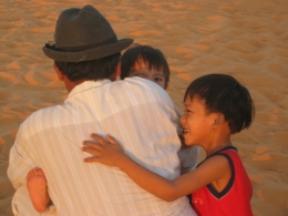Famille à Mu Neï.jpg