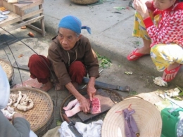 tet 2004 le marché.jpg