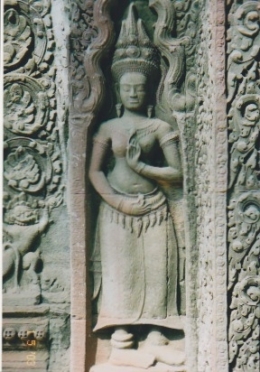 danseuse Apsara Angkor.jpeg