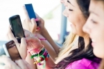 Smartphones et bracelets.jpg