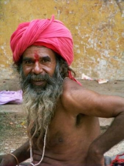 Indien au Turban Fushia