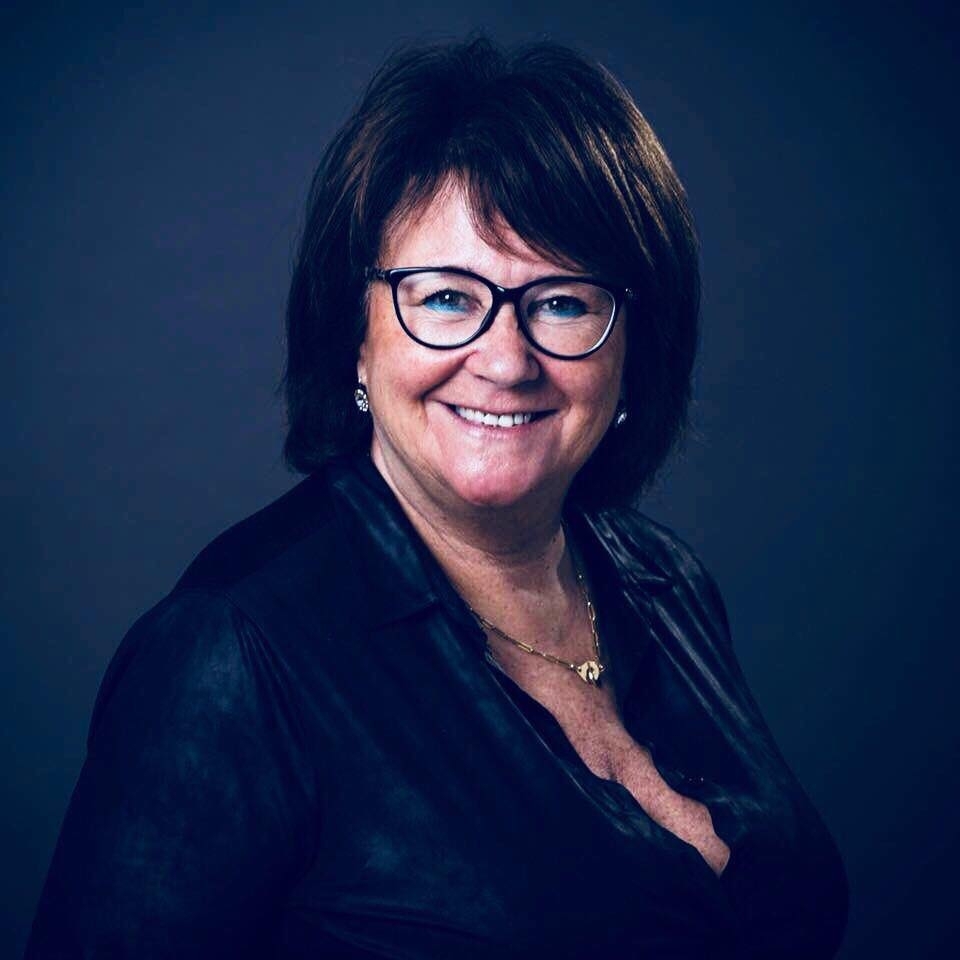 CAROLE GHIOT A LA TRIBUNE DE LA PENSEE LIBRE DE LA NETHEN NOUVELLES 