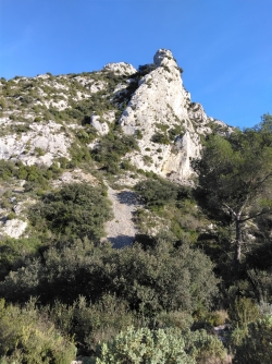 Les grands Calans se dressent autour de nous