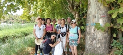 la joyeuse troupe