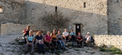 pause goûter dans la cour du château