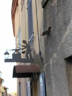 enseigne d'un forgeron !