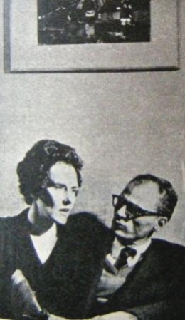 1858898356.jpg