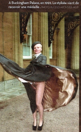 Vivienne Westwood Buckingham Palace 1992.jpg