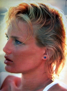 Blonde.jpg