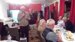 Bruno pousse la chansonnette