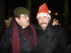 Un pasteur et le père Noël.