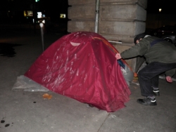 Sous le métro aérien (bis)