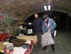 Sous le métro aérien