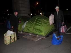 Sous le métro aérien