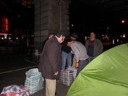 Sous le métro aérien