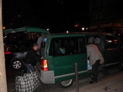 Le Mercédés est bien rempli