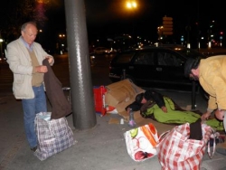 Un carrefour en plein vent