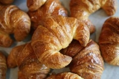 croissants_plate1.jpg