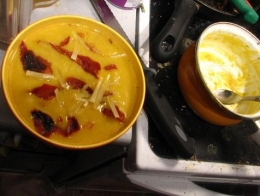 soupe jaune à la moi.jpg