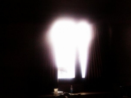 Carvos Loup, photolittérature, fenêtre, photofiction, autofiction