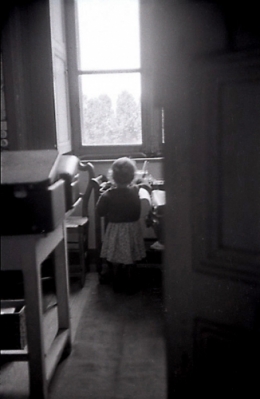 1980.PontHus.EdithdanslebureaudeGPPierre.jpg