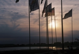 B000878-R2-03-5.jpg
