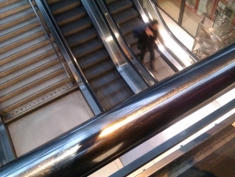 Escalator gare de lyon.jpg