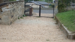 Travaux cour de maternelle et jeux.