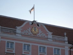 La drapeau estonien du Parlement