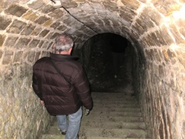 Fort-Benoit_25-escalier-conduisant-aux-postes-d'artillerie-450.jpg