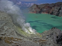 Kawah-Ijen_40-1.jpg