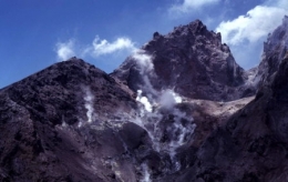 Bardintzeff_JM_Montserrat_dome-1.jpg