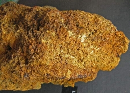Death_valley_limonite1.jpg